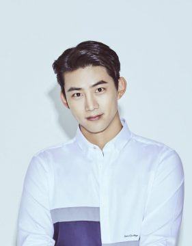 JYP confirma que Taecyeon seguirá promocionando con 2PM a pesar de que ha firmado con una nueva agencia