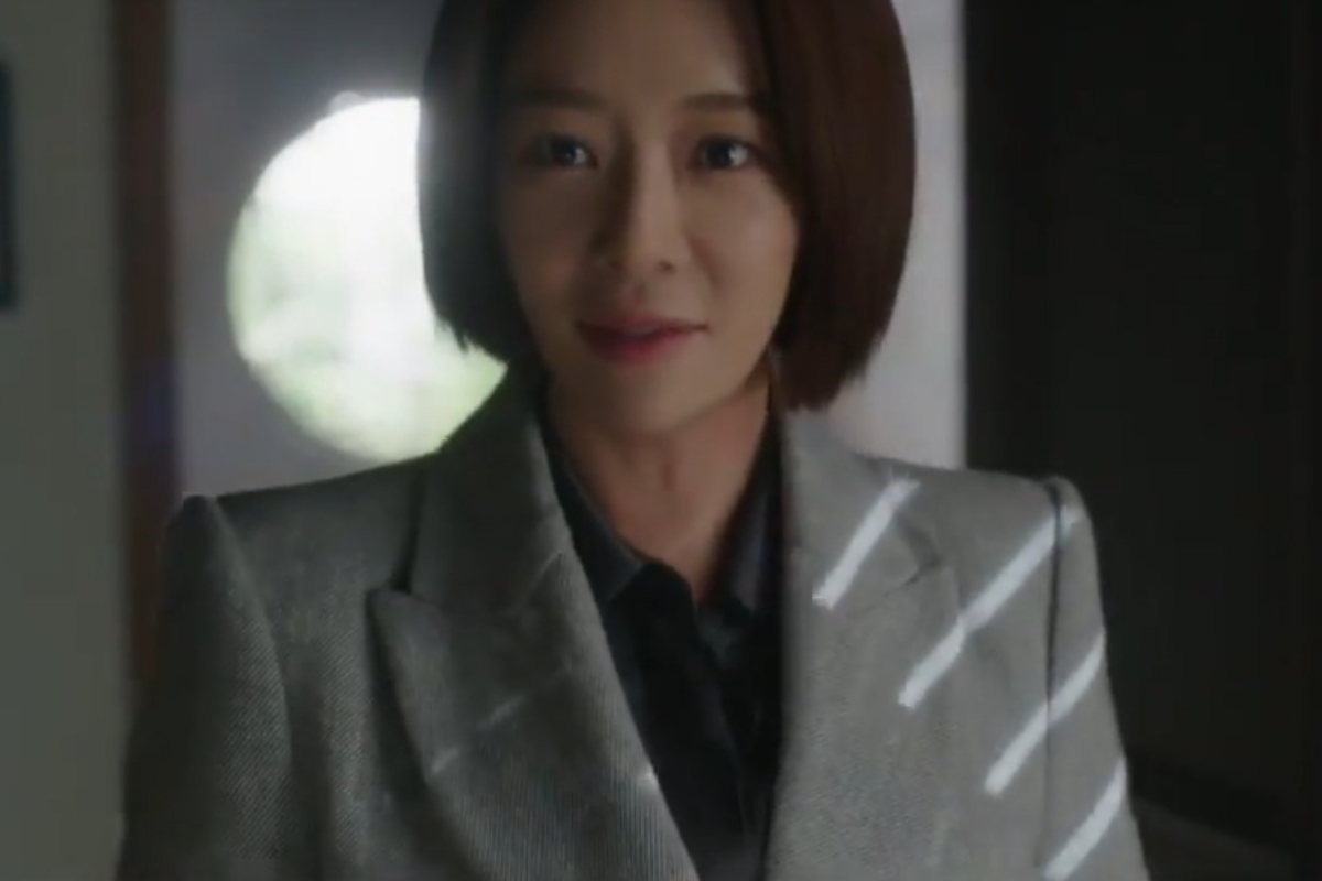 hwang jung eum 7 escape