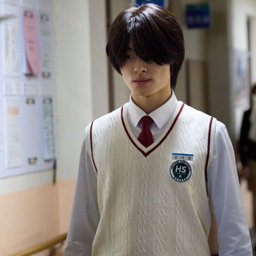 Yoon Chan Young en El regreso de un gángster a la escuela secundaria; Imagen cortesía: Imágenes número tres