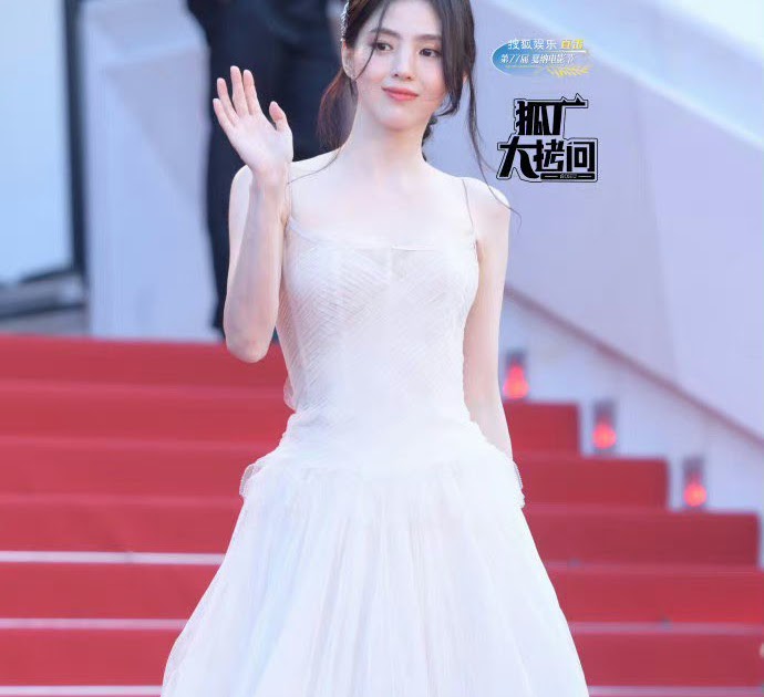Han Sohee recibe reacciones positivas mientras asiste al Festival de Cine de Cannes